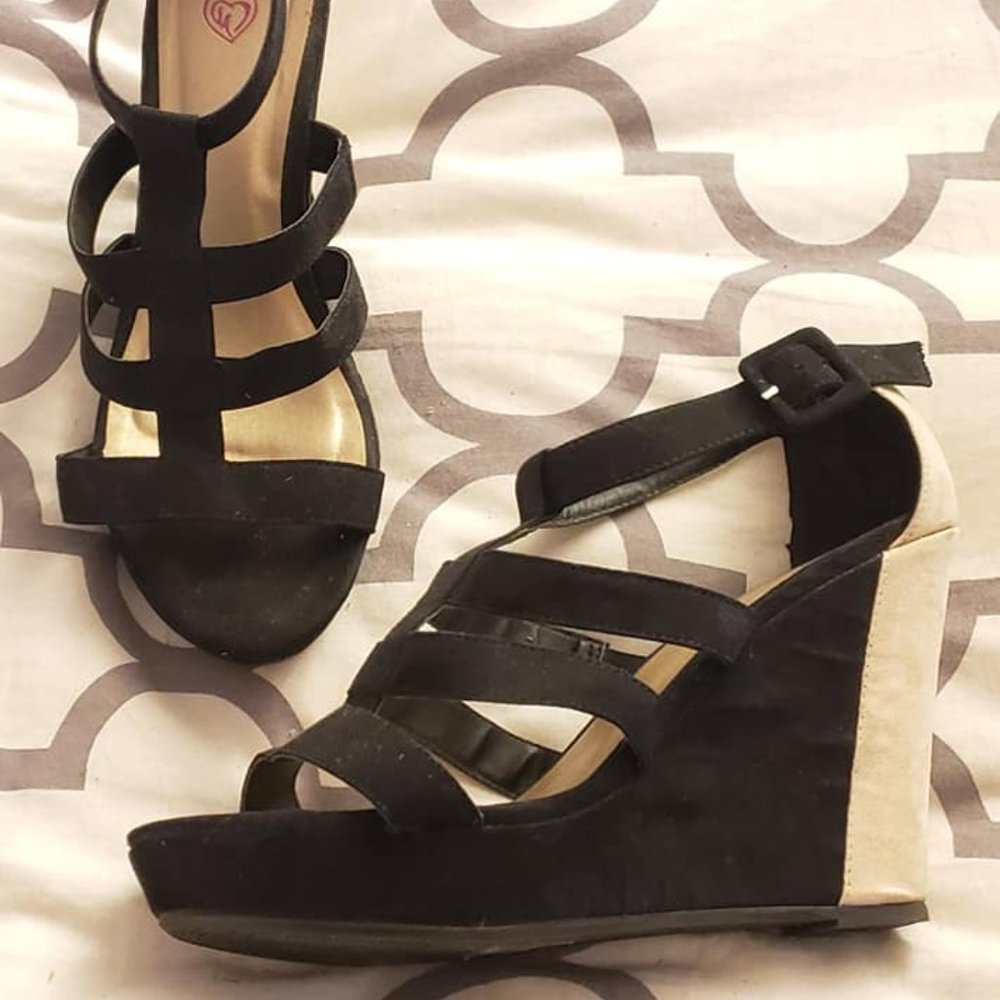 Torrid Wedge Sandal, Black/Tan